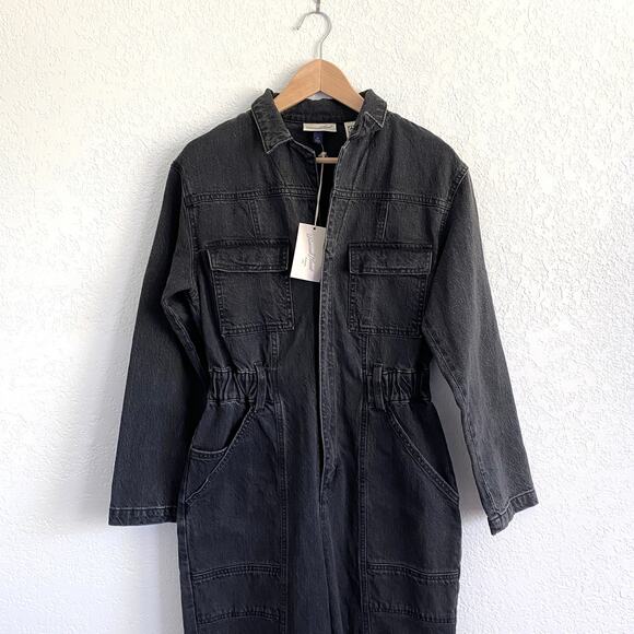 NWT Universal Thread Women's Black Denim Long Sleeve Jumpsuit Full Zip Utility - Picture 3 of 11